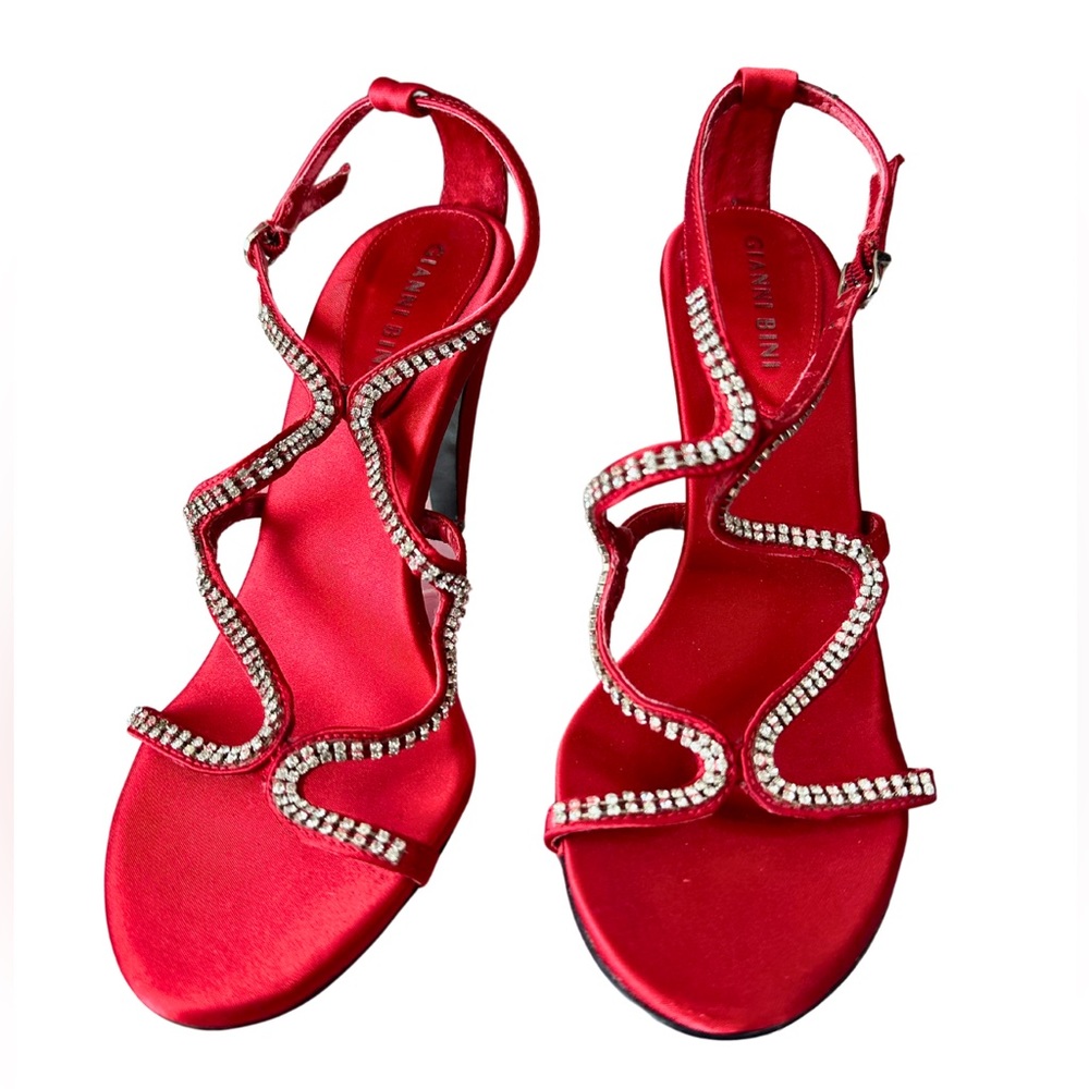 Gianni Bini strap heels. Size 8